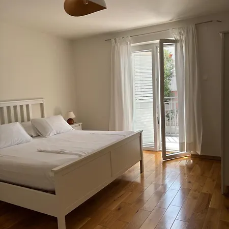Antonia Appartement *