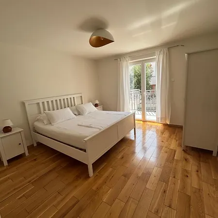 Antonia דירה מאקרסקה