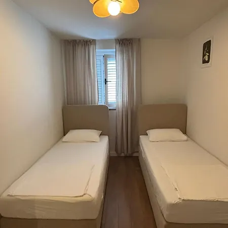 Antonia Apartment Makarska