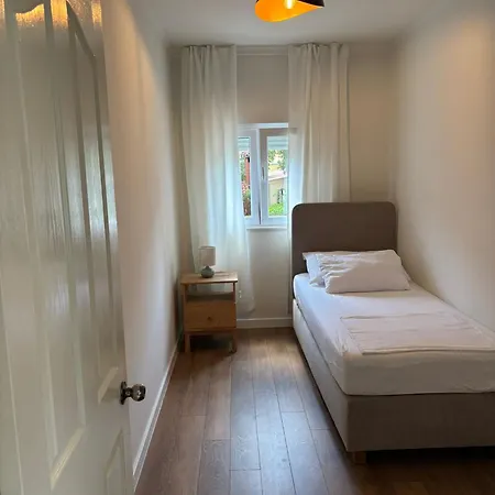 Antonia * Makarska